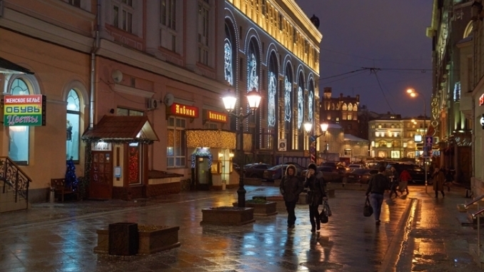 Passeggiare lungo le nuove vie pedonali di Mosca - In Russia con Max