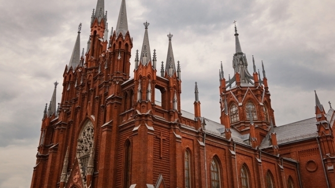 La Cattedrale dell'Immacolata Concezione della Beata Vergine Maria a Mosca - In Russia con Max