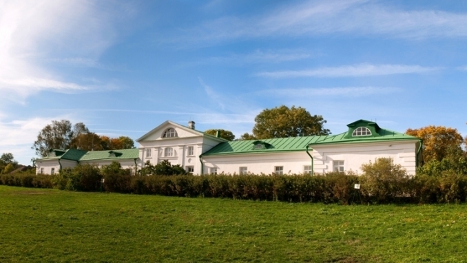 Yasnaya Polyana - In Russia with Max