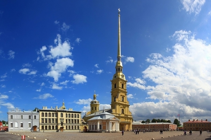 Tour San Pietroburgo con visite ed escursioni a piedi - In Russia con Max