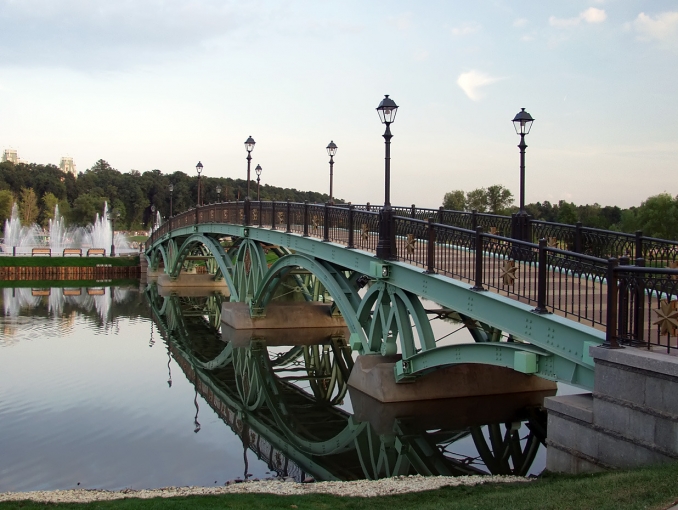 Tsaritsyno Park and Estate in Moscow - In Russia con Max